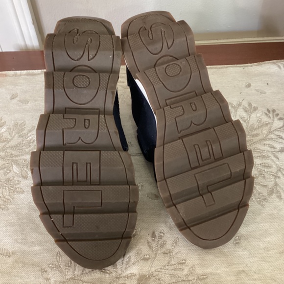 Sorel Kinetic Sneak Womens Size 8 Black Hook & Loop Athletic Shoes NL3374-010 Pl - Picture 10 of 10